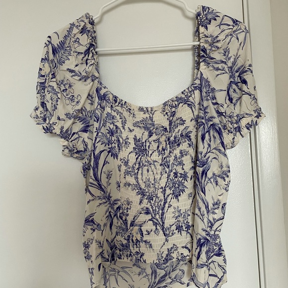 H&M Ruffled Short Sleeve Floral Blouse - Picture 4 of 5